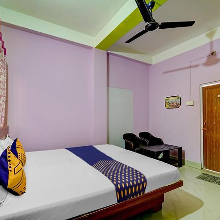 Hotel O Home Trimurti Guest House Guwahati Extérieur photo