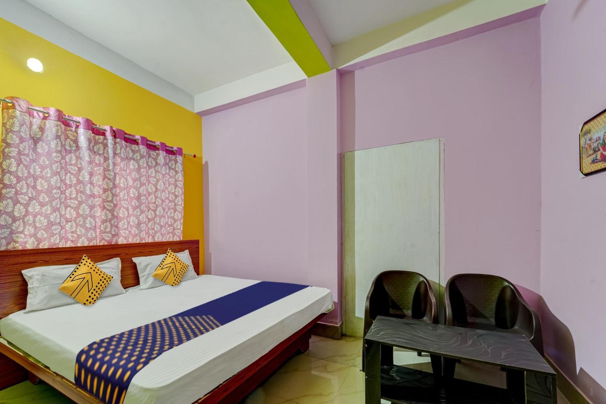 Hotel O Home Trimurti Guest House Guwahati Extérieur photo