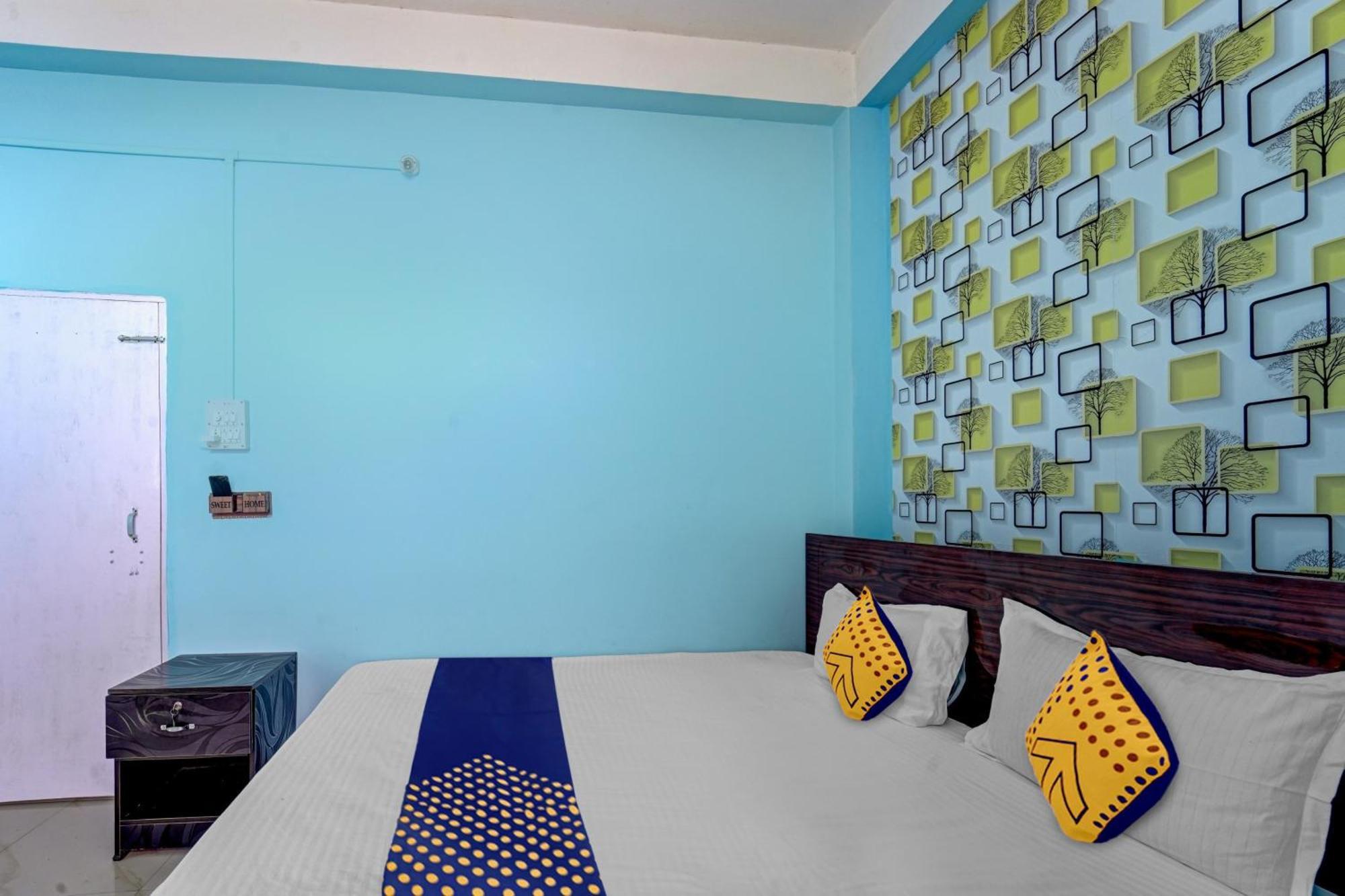 Hotel O Home Trimurti Guest House Guwahati Extérieur photo