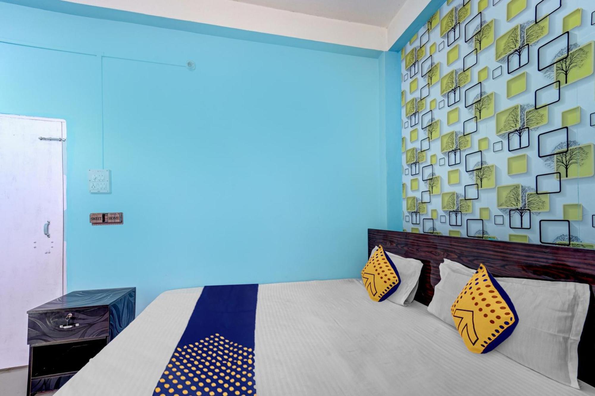 Hotel O Home Trimurti Guest House Guwahati Extérieur photo